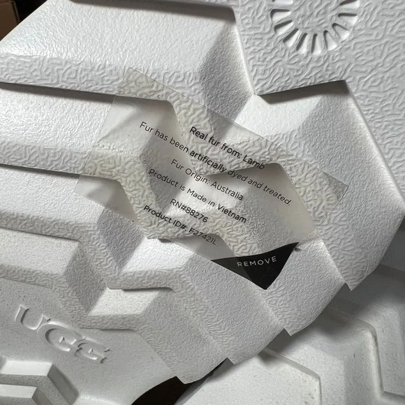 NWOB UGG Maxi‎ Slide Logo Real Fur From: Lamb, Fur Origin Australia 🇦🇺 Sz 8
